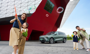 拿下车界“奥斯卡”！魏牌全新蓝山荣获2024轩辕奖年度十佳车型